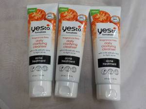 3 x 4 oz Tubes Yes To Fragrance Free Clarifying Cleaner