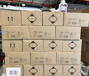 lot 118 image: WOWOW MSRP $5000  25 Cases (12 bottles per case) Alcare� Enhanced Hand Sanitizer Instant Foaming 72% Alcohol Sanitizer 400ml Pump Bottles