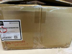 lot 36 image: 1 Case (12 each) NEW Medline HCS93250 2500mL Non-Sterile Single-Use Incentive Spirometers