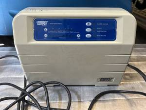 lot 90 image: Direct Supply Panacea Class II General Medical Air Pump - In Great Condition