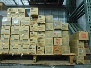 lot 47 image: Large group of printer toner