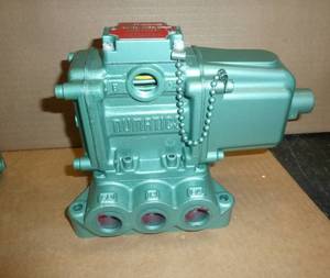 lot 48 image: 6 Numatics valves 46JSA4 120V 12NPT