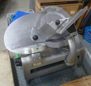 lot 45 image: Berkel meat slicer - works good