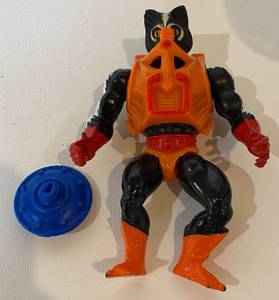 lot 18 image: Stinkor He-Man Masters of the Universe Vintage Toy Figurine
