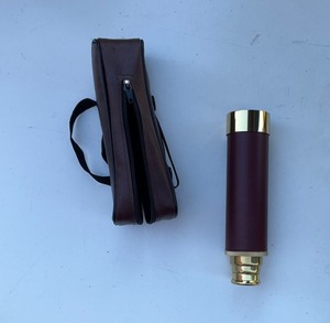 lot 27 image: Telescope with case