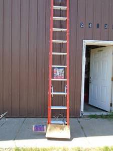 Werner 24 fiberglass ladder. New but has a few dings. As shown.