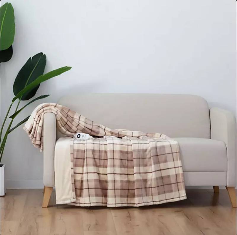 lot 228 image: NEW Berkshire Ultra Plush Heated Oversized Throw (60 X 70) - Natural Plaid