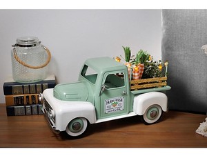 lot 142 image: NEW Members Mark Pre-Lit Vintage Spring Truck Green