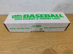 lot 144 image: 1988 Fleer Baseball Factory Set LK