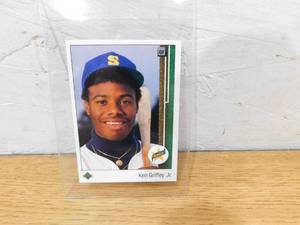 lot 151 image: 1989 Upper Deck Ken Griffey Jr. Rookie Card #1