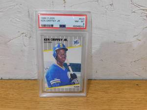 lot 153 image: PSA 8 1989 Fleer Ken Griffey Jr. Rookie Card #548