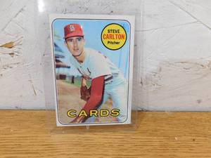 lot 179 image: 1969 Topps Steve Carlton #255