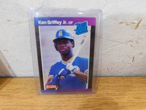 lot 193 image: 1989 Donruss Ken Griffey Jr. Rookie Card #33