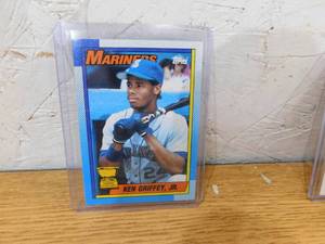 lot 194 image: 1990 Topps Ken Griffey Jr. All Star Rookie #336