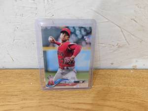 lot 215 image: 2018 Topps Update Shohei Ohtani Rookie Card #US1