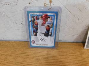 lot 216 image: 2011 Bowman Blue Prospects Bryce Harper Rookie Card #BP1 Serial #271500