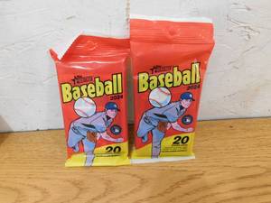 lot 256 image: (2) 2024 Topps Heritage Baseball Fat Packs