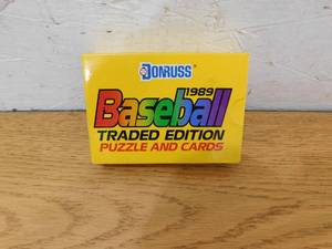 lot 266 image: 1989 Donruss Traded Set Factory Sealed