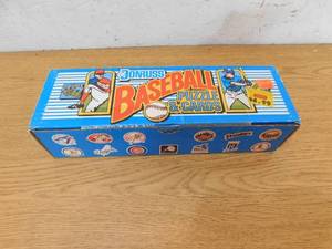 lot 275 image: 1989 Donruss Factory Sealed Set