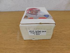 lot 287 image: 1995 Upper Deck Football Hand Collated Complete Set