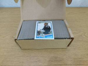 lot 288 image: 1988 Topps Football Factory Set Opened - Bo Jackson Rookie