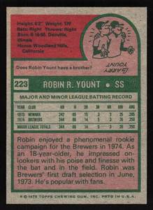 lot 9 image: 1975 Topps Robin Yount Rookie Card #223 - Near Mint 