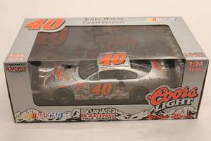 lot 20 image: Sterling Marlin #40 John Wayne Cancer Institute 2001 Limited Edition Action Collectible Die-cast Replica with Box