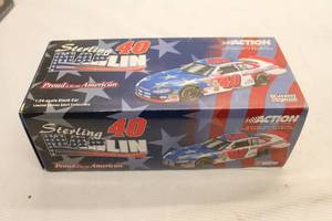 lot 54 image: Sterling Marlin #40 American Pride 2001 Intrepid RT Limited Edition Die-Cast Stock Car Replica