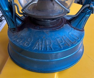 lot 124 image: Vintage Dietz No. 8 Lantern