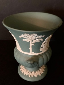 lot 80A image: Vintage Wedgwood Jasperware Small Bud Vase