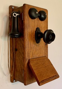 lot 54 image: Vintage Oak Single Box Wall Telephone