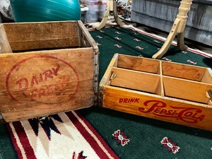 lot 352 image: Vintage Pepsi Wood Crate and Dairy Fresh Wood Milk Crate