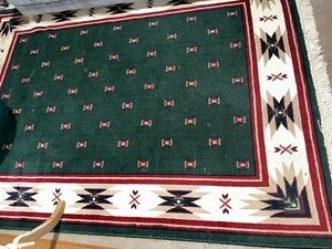 lot 354 image: Area Rug Measuring 5 x 7