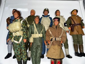 lot 373 image: Soldiers of the World Collection