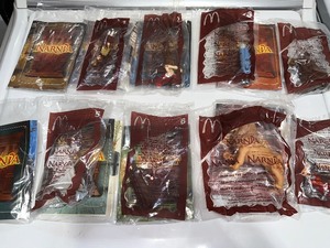 lot 381 image: 2005 McDonalds Happy Meal Narnia Toys Complete Collection NIB
