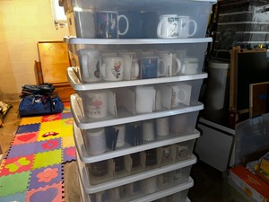 lot 392 image: HUGE Lot of Coffee Mugs for All Seasons