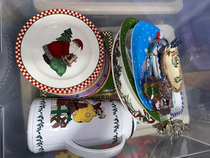 lot 307 image: Bin of Vintage ChristmasHoliday Dishes