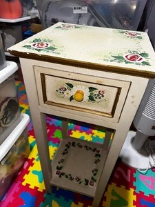 lot 308 image: Hand Painted Nightstand  Bedside Table