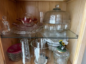 lot 117 image: Glass Serving Pieces As Shown In Picture
