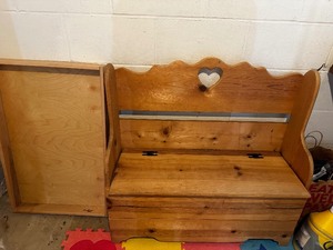 lot 261 image: Wood Storage Bench and Wood Tray