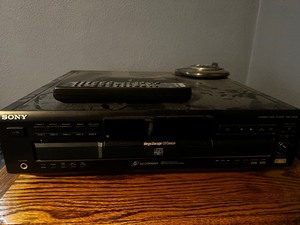 lot 45 image: Sony Compact Display CP - CE525