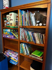 lot 57 image: Solid Wood Bookcase 48 x 11 x 71 Items Inside Not Included