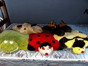 lot 94 image: Set Of Five My Pillow Pets, Frog, Ladybug, Bumblebee, Moose, Dog