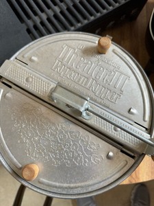 lot 223 image: Theater II Popcorn Popper West Bend Electric Skillet Betty Crocker Grille