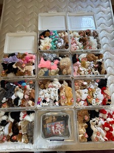 lot 81 image: Huge Lot of Collectable TY Beanie Babies with Tags