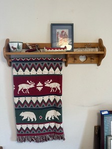 lot 67 image: Assortment of Decorations and Shelf as Seen in Photo
