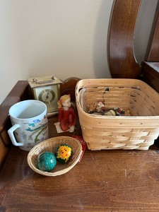 lot 73 image: Chinese Harmony Balls Little Bear Figurines Clock Coffee Mug and More