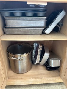 lot 154 image: Assortment of Baking Trays Stainless Steel Pot Misc Glassware Water Bottles As Seen In Photos