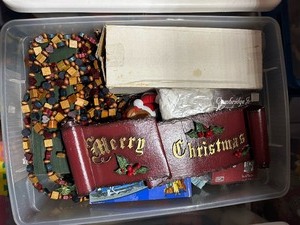 lot 288 image: Bin 2 of Christmas Decorations
