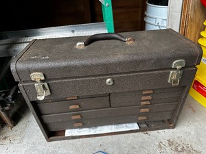 lot 401 image: Vintage Toolbox And All Tools Inside